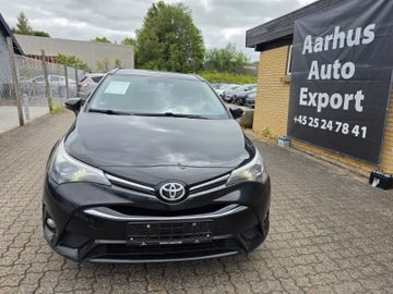 Toyota Avensis - 2