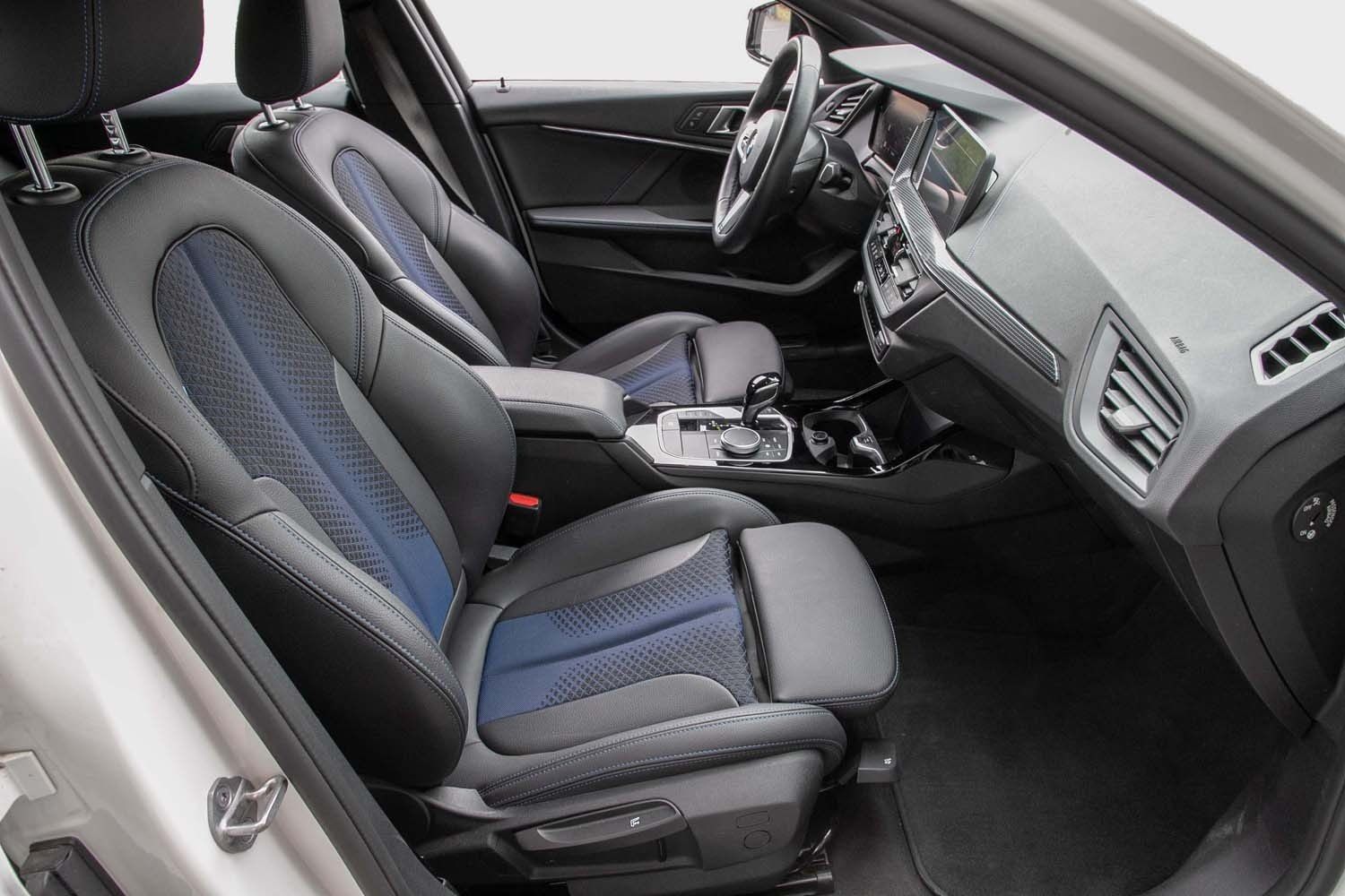 BMW 118i M Sportpaket Navi LED PDC Sitzhzg foto 4