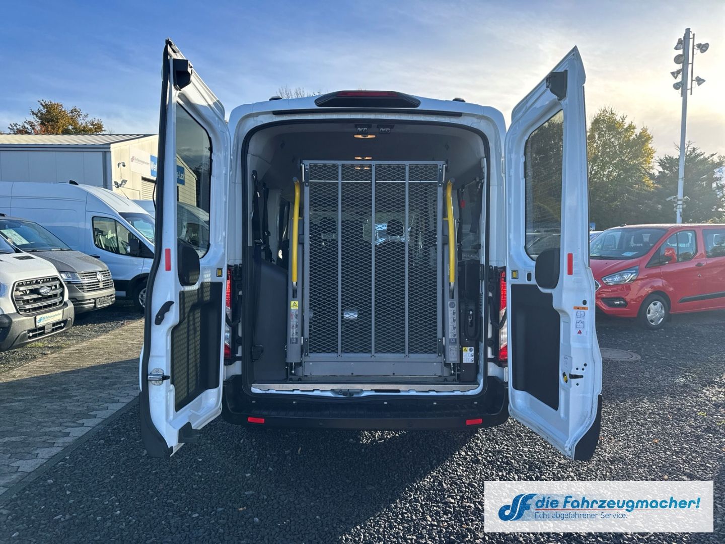 Fahrzeugabbildung Ford Transit Kombi 350 L3 Trend Notbremsass. Temp Tel