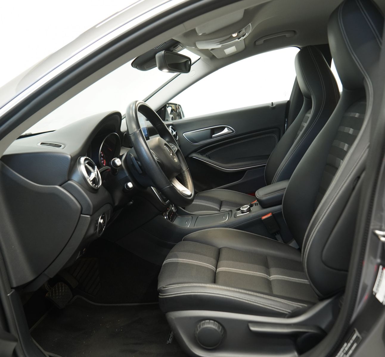 Mercedes Benz Cla 200