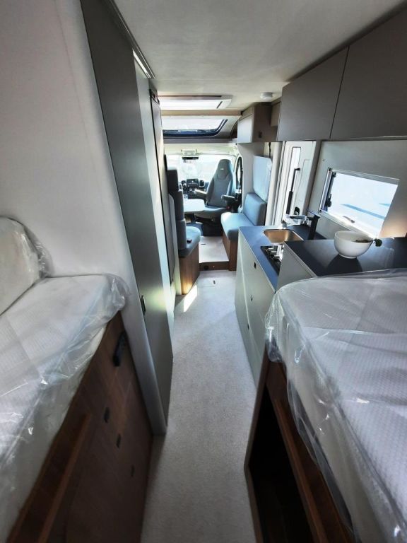 Fahrzeugabbildung LMC Cruiser 740 EL Verfüg./Sparen 6.521,- €