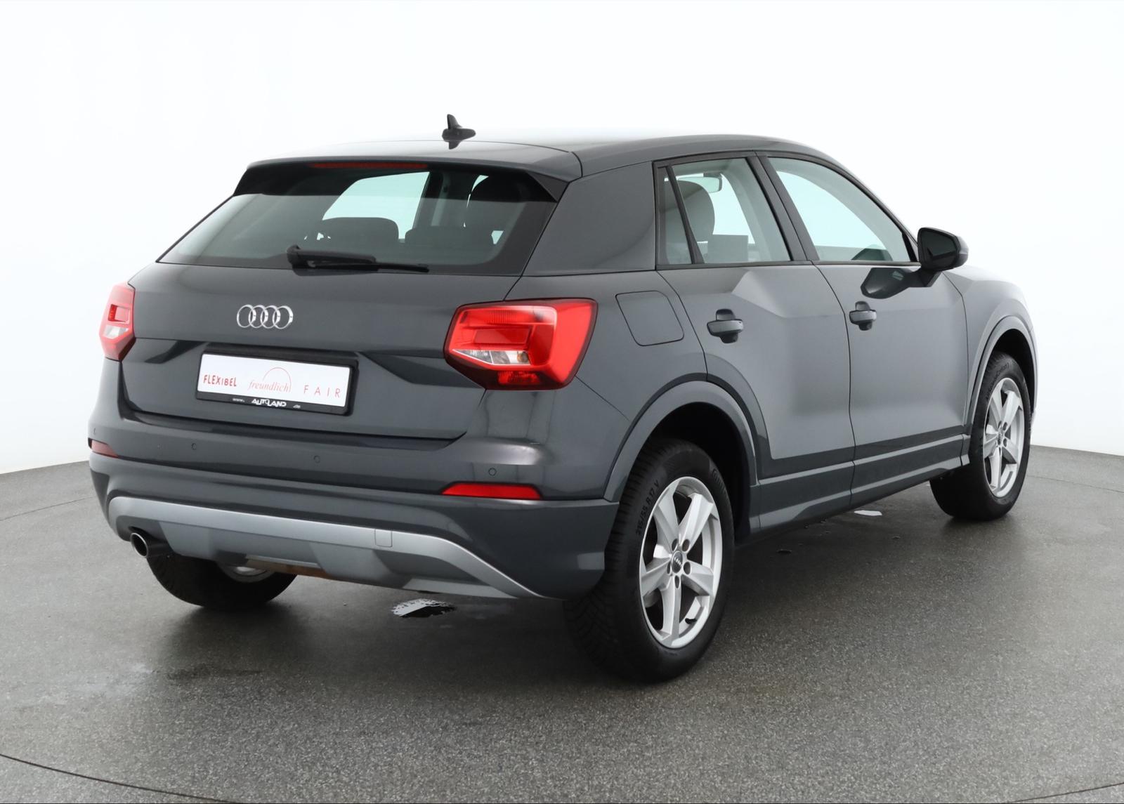 Audi Q2 30 TFSI Sport Navi Sitzheizung AHK