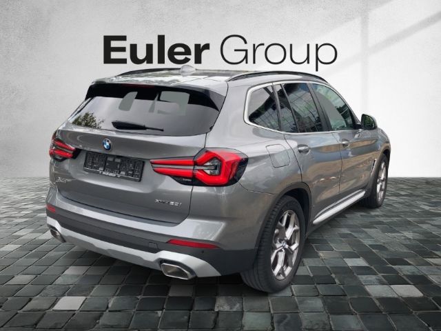BMW X3 xDrive 20i HUD StandHZG El. Panodach Panorama foto 4