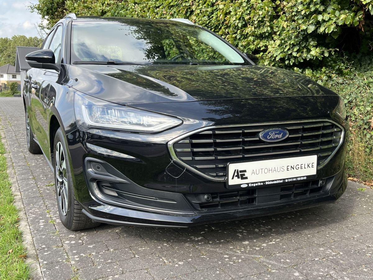 Ford Focus Turnier Titanium *neuwertiger Zustand*