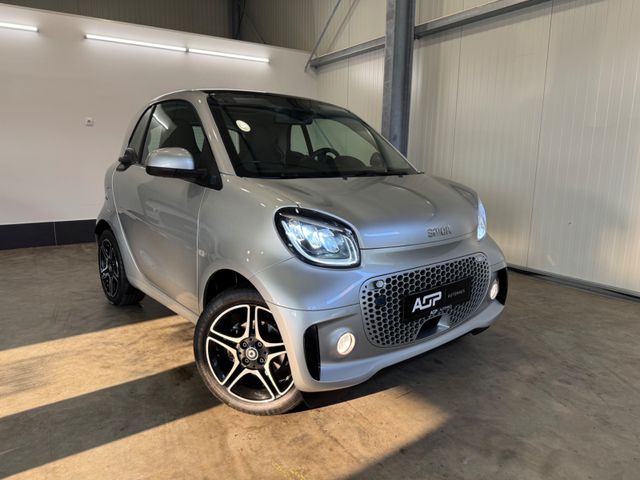 Smart ForTwo EQ*Exclusiv*|LED|Navi|Kamera|Pano|22kW|