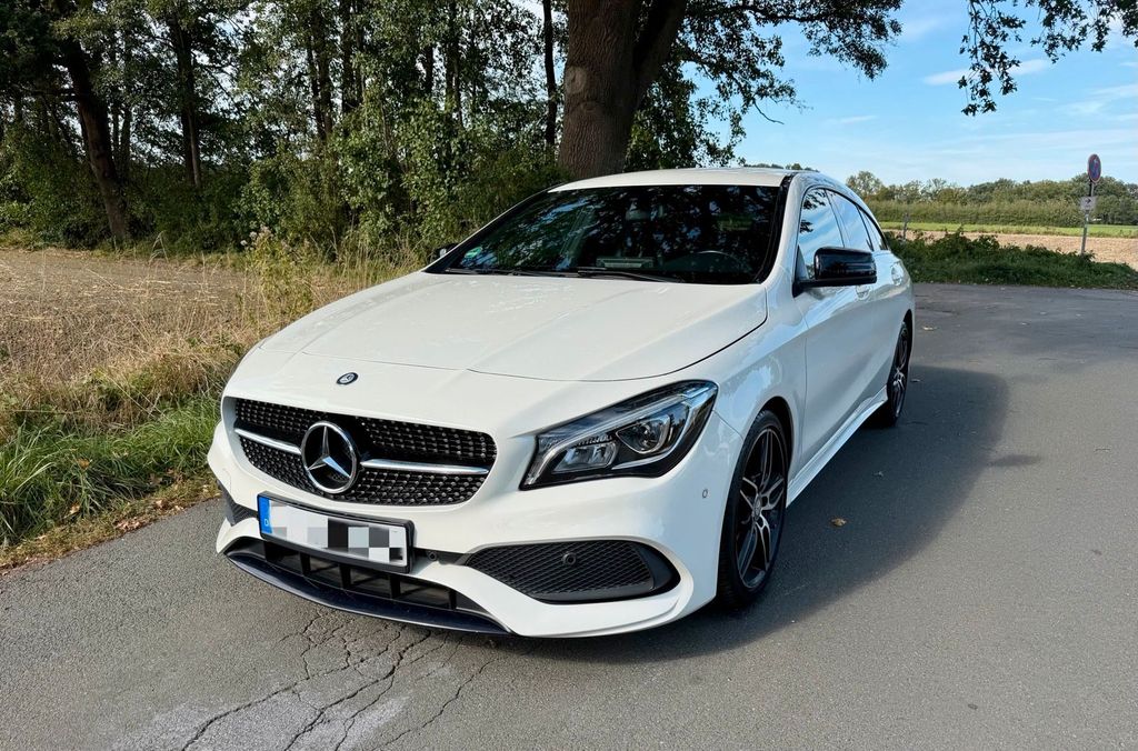 Image of Mercedes-Benz CLA 180