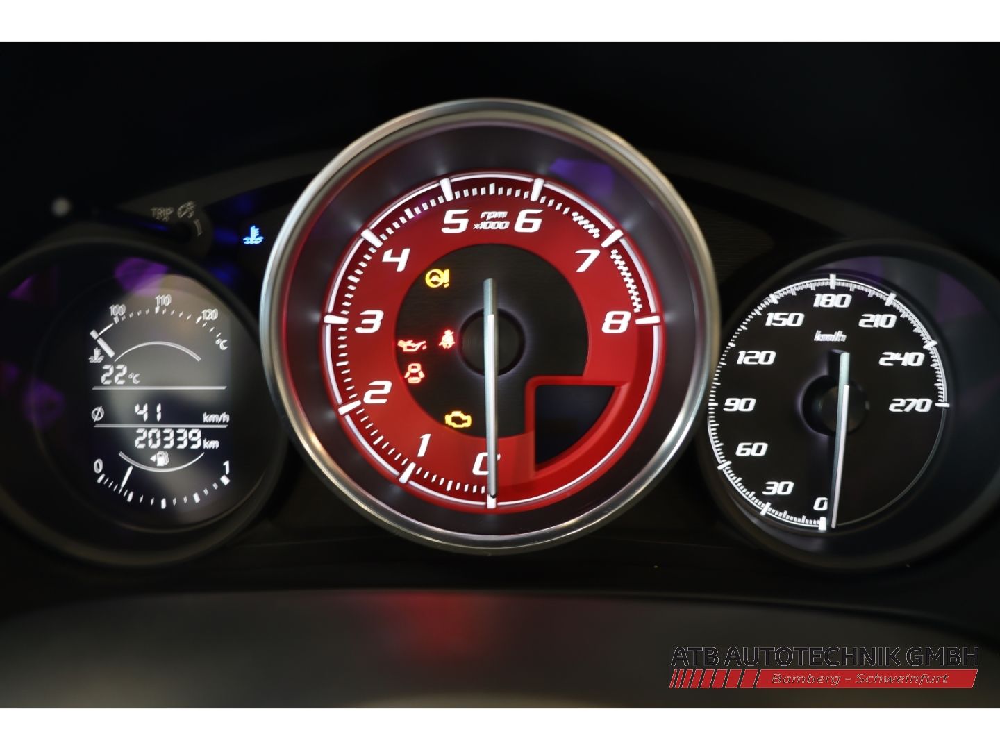 Fahrzeugabbildung Abarth 124 Spider 1.4 MultiAir Turbo Nr. 624 BOSE Faltd