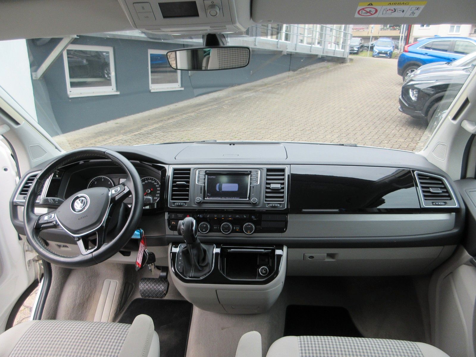 Volkswagen T6 California 2.0TDI Coast Edition elek. Ausstel foto 23