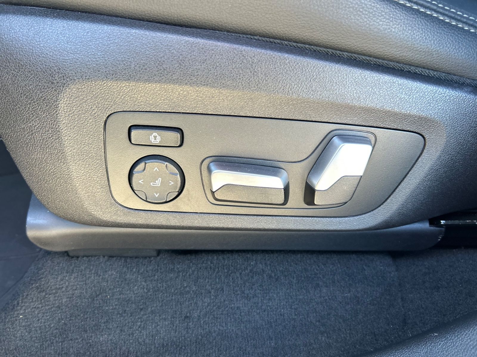 BMW X4 20d xLine -HUD-ACC-Pano-Memory-H&K-AHK-20Zo foto 12