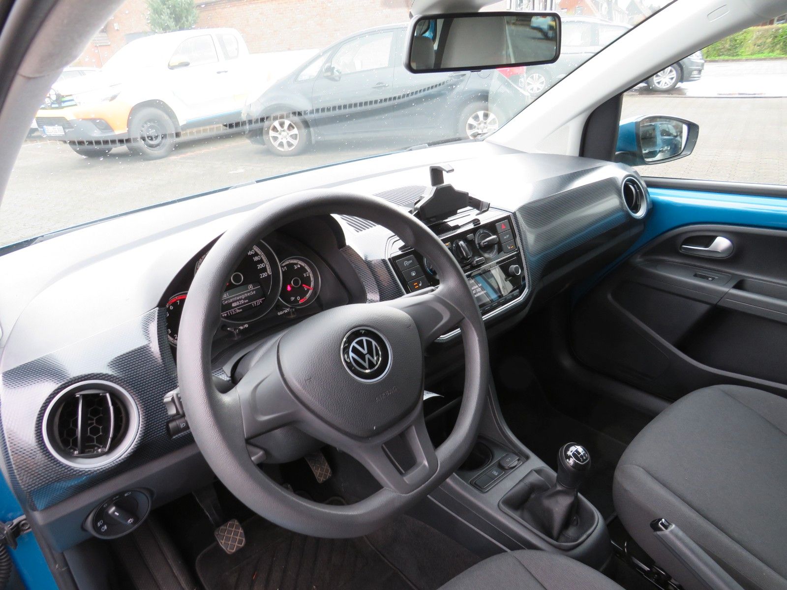 Fahrzeugabbildung Volkswagen up! 4-T SITZH. KAMERA GRA PDC MAPS&MORE NOTBREMS