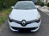 Renault Clio 1.216V 75 Dynamique TÜV neu - Renault: 21