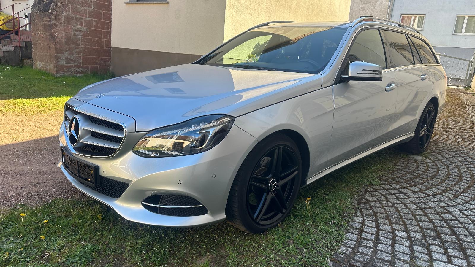 Mercedes-Benz E 250 E T-Modell E 250 BlueTec 4Matic