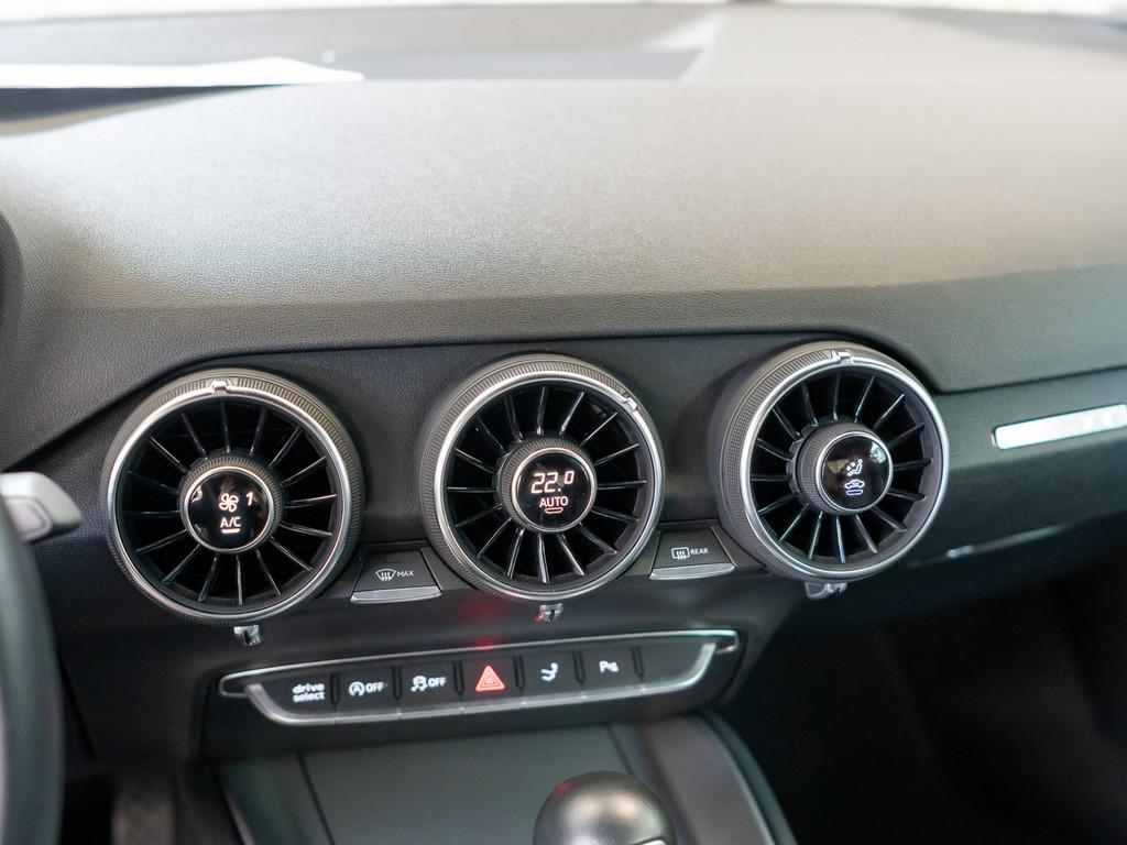 Audi TT Coupe 45 TFSI LED NAVI KAMERA SHZ KLIMA BT
