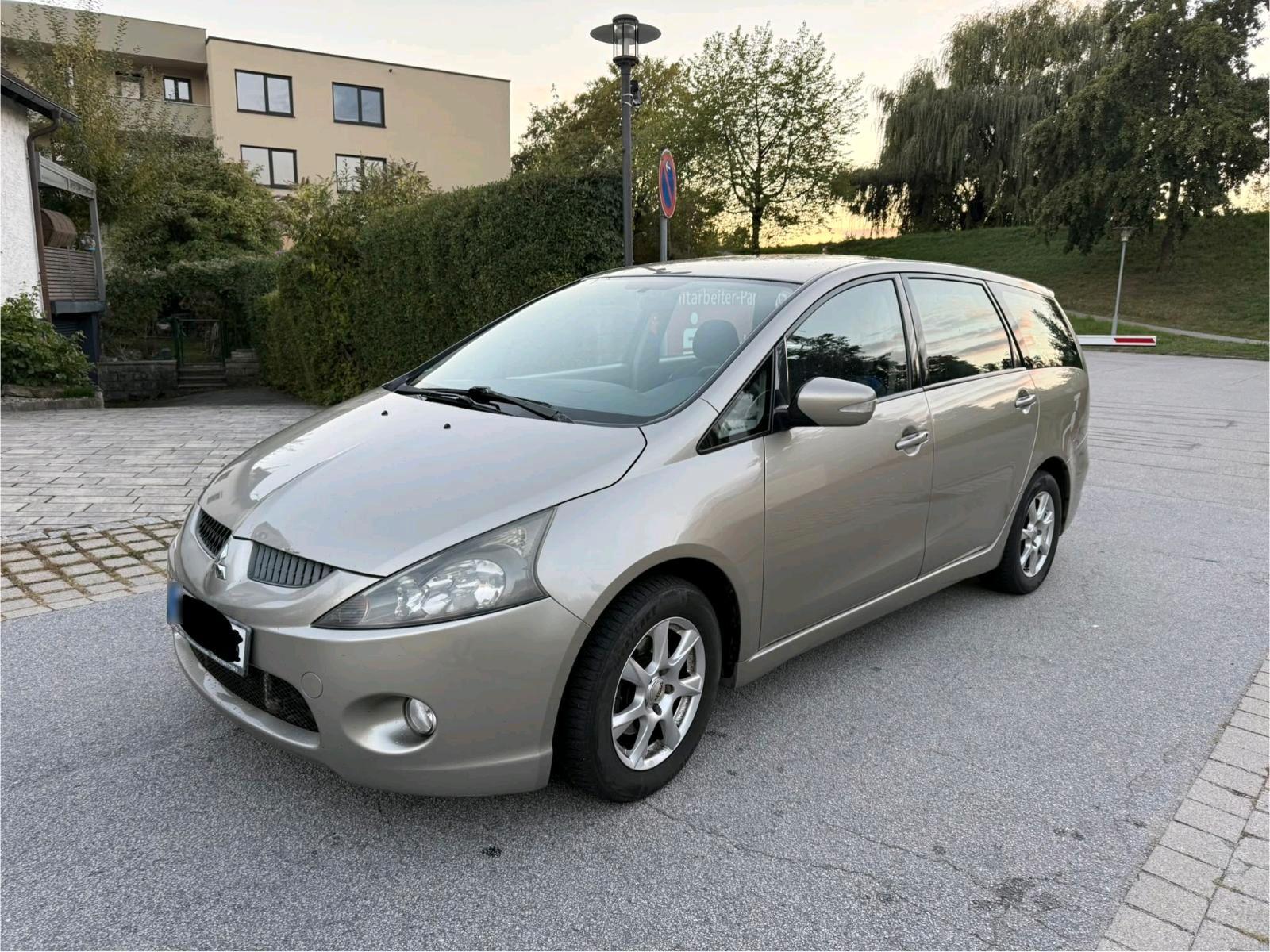 Mitsubishi Grandis