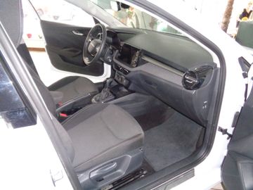 Bild 5 Skoda Fabia 1.0 DSG DESIGN 116PS PDC SHZ KLIMA LED SML