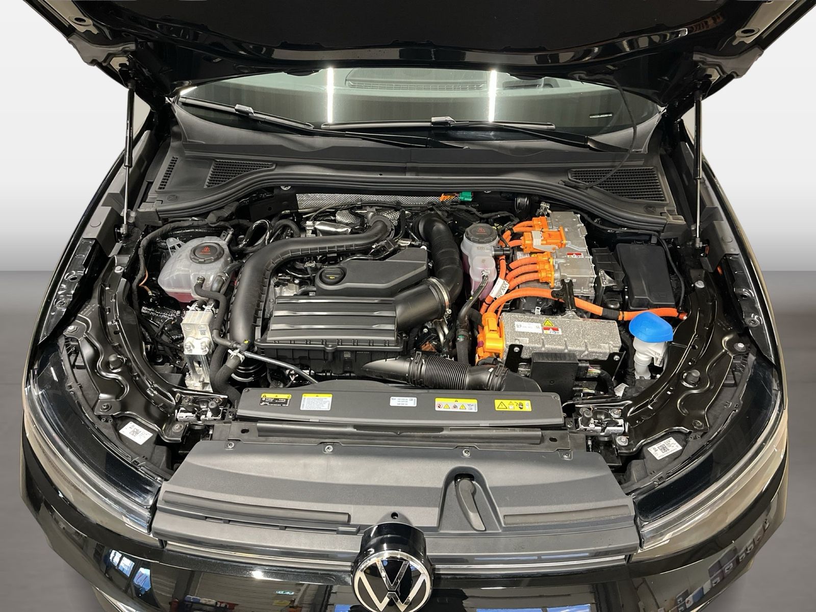 Volkswagen Passat - Bild 17