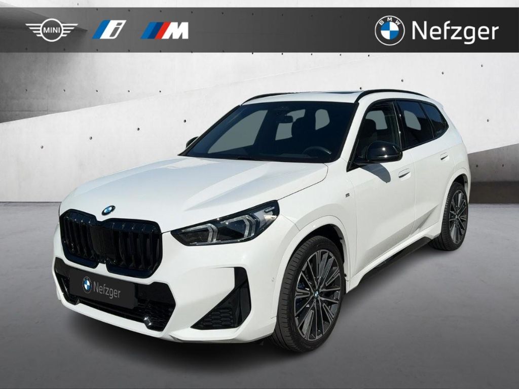 BMW X1 xDrive23i Head-Up M Sport Panorama Driving As