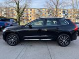 Volvo XC60 Inscr AWD AUT~Pano~Leder~Kam~ACC~Memor - gebrauchte Volvo XC60 aus dem Jahr 2021