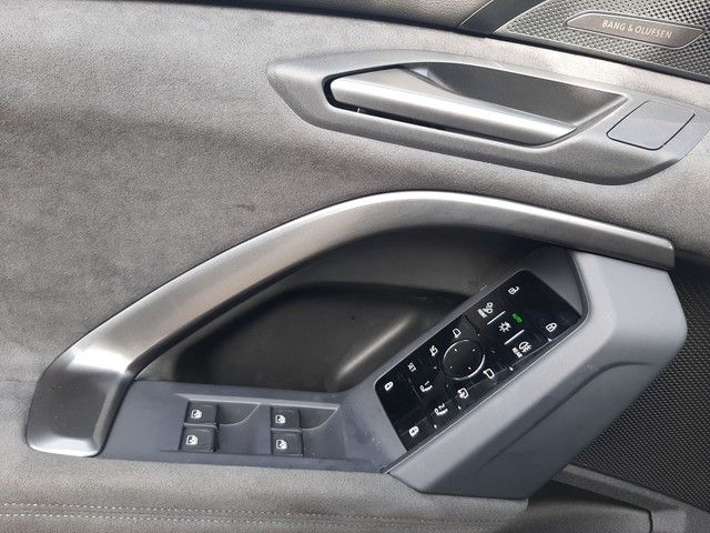 Fahrzeugabbildung Audi SQ5 SUV TFSI Leder B&O PANO Matrix HeadUp 21"