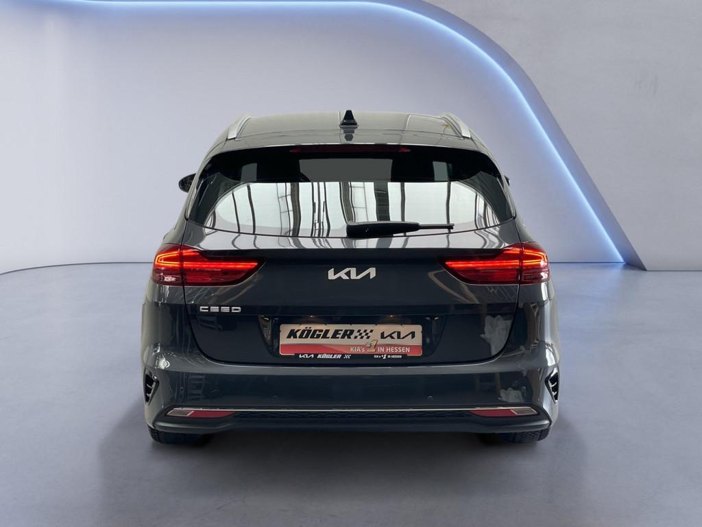 Kia Ceed SW 1.5 T-GDI DCT Spirit