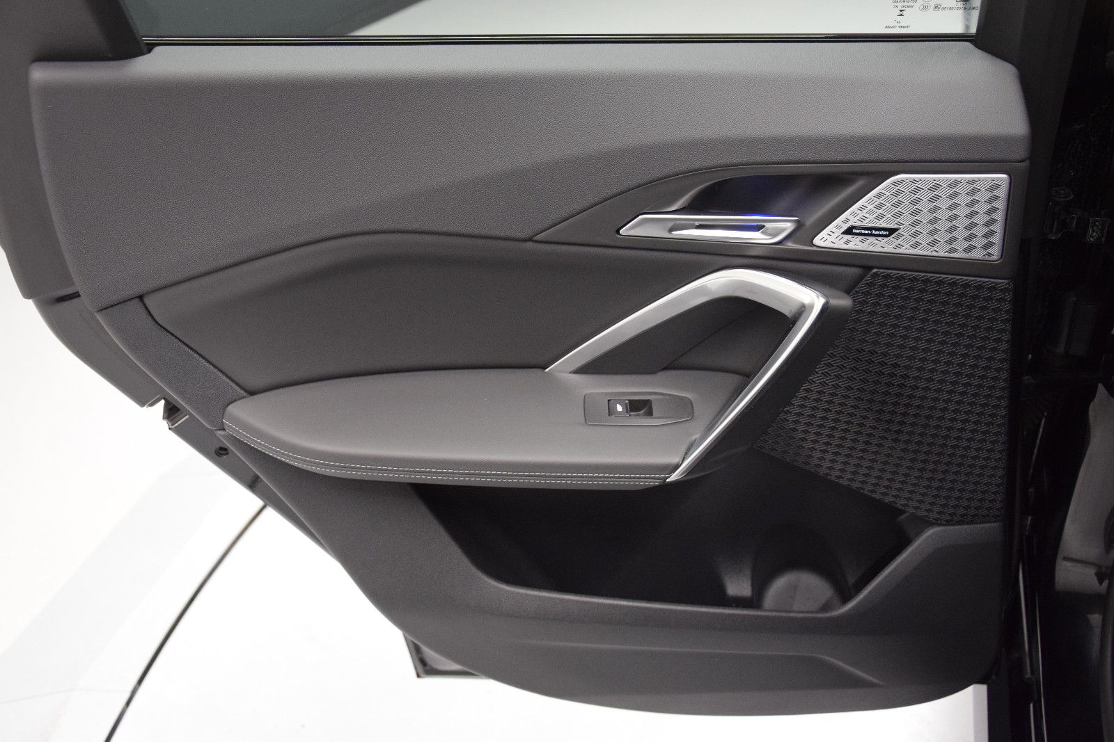 Fahrzeugabbildung BMW X1 sDrive 20 i Steptr. M Sport ACC Memory Leder