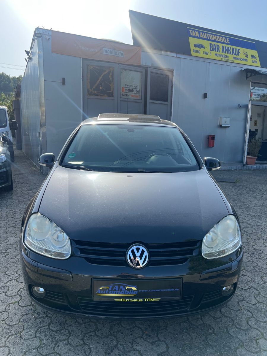 Fahrzeugabbildung Volkswagen Golf V Lim. Tour Edition *1.HAND*