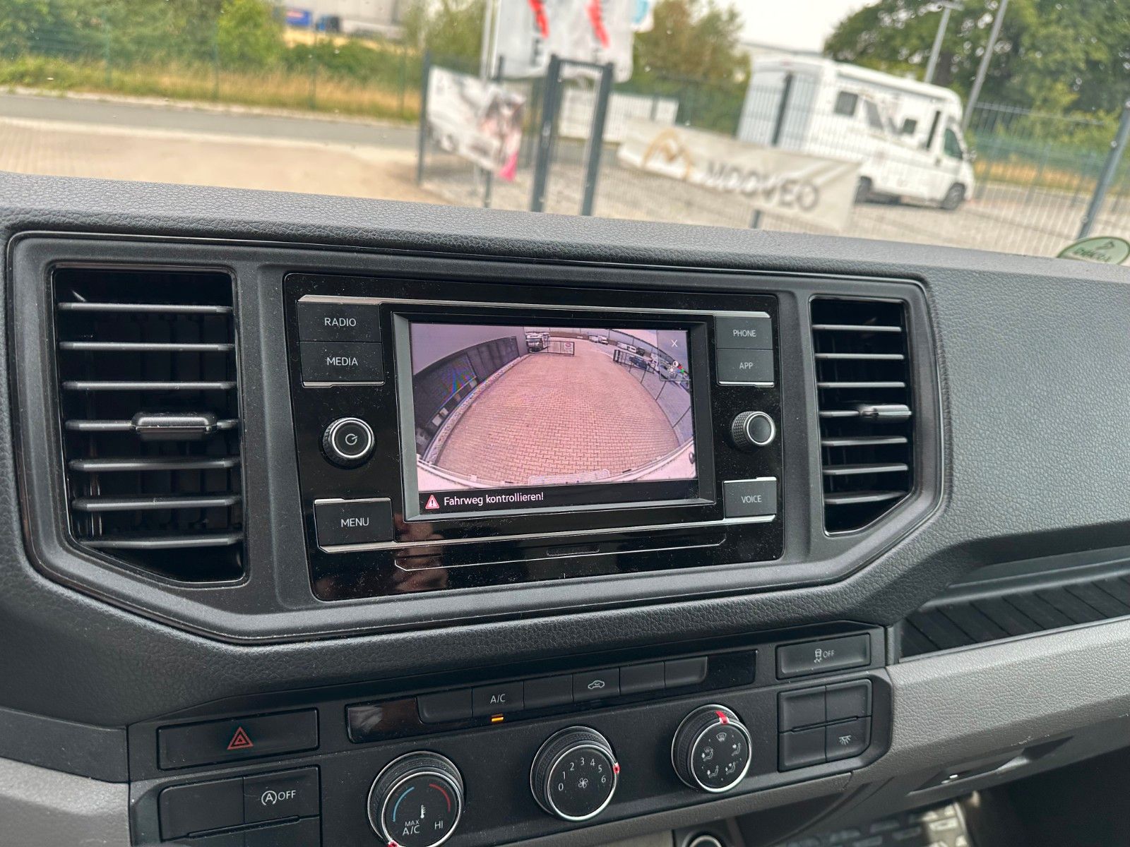 Fahrzeugabbildung MAN TGE 3.140 Koffer Klima Kamera