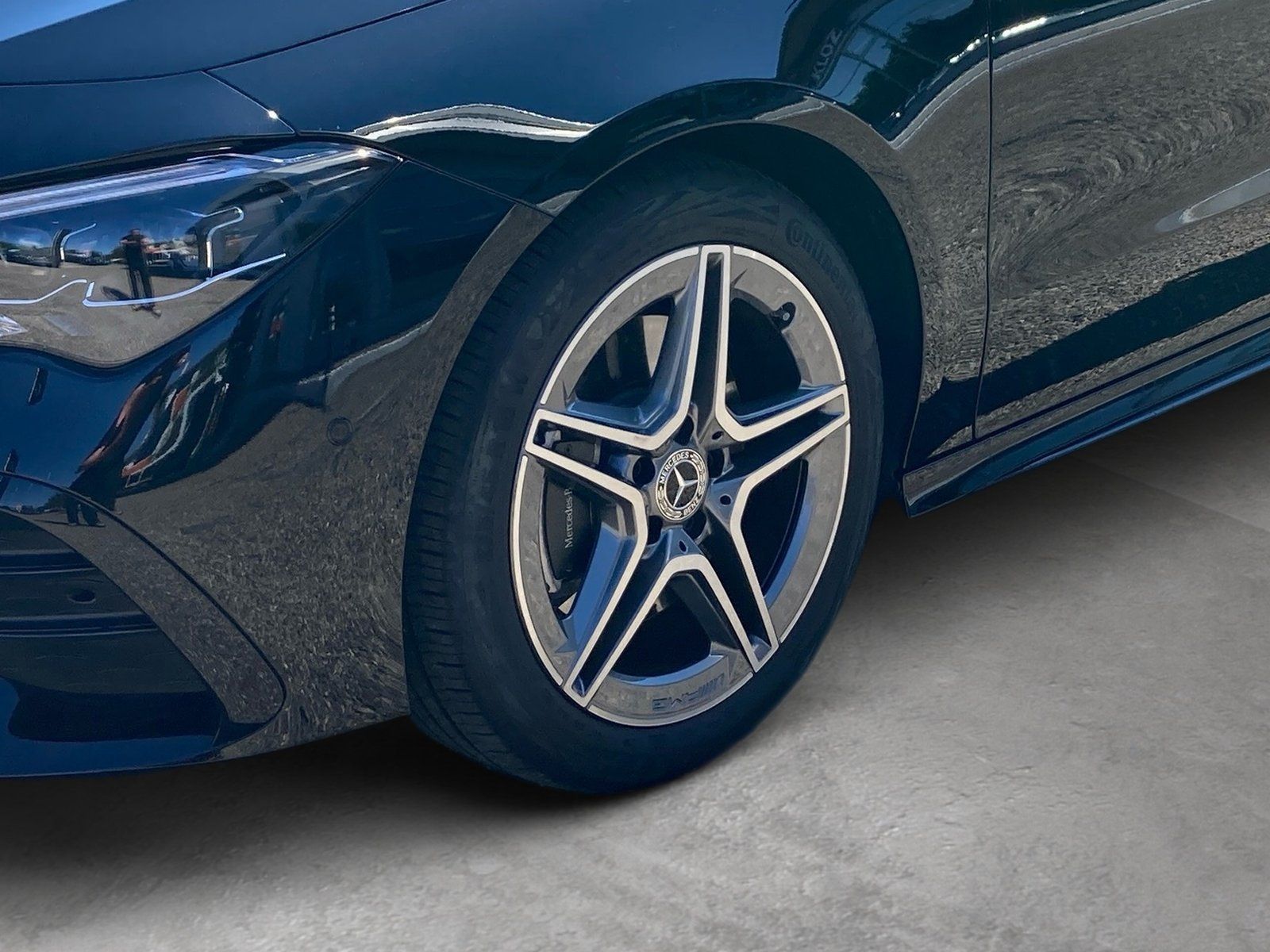 Fahrzeugabbildung Mercedes-Benz CLA 200 SB AMG PLUS*AHK*Pano*HUD*360°*MultiBeam*