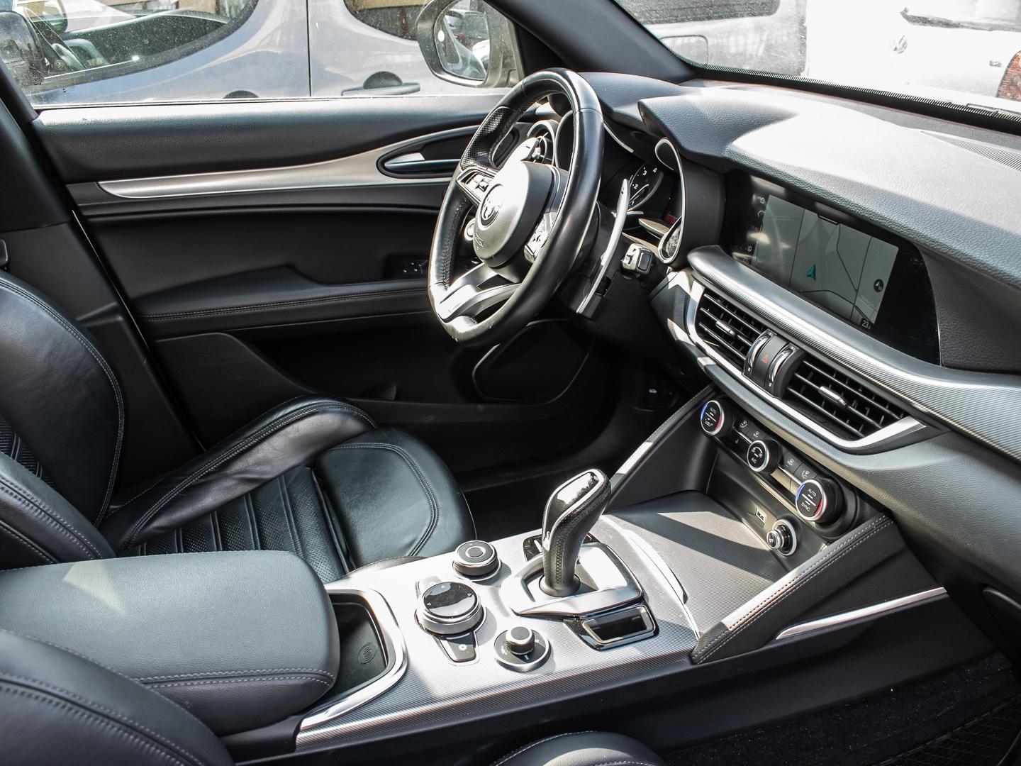 Alfa Romeo Stelvio Veloce Allrad AD El. Fondsitzverst. Navi