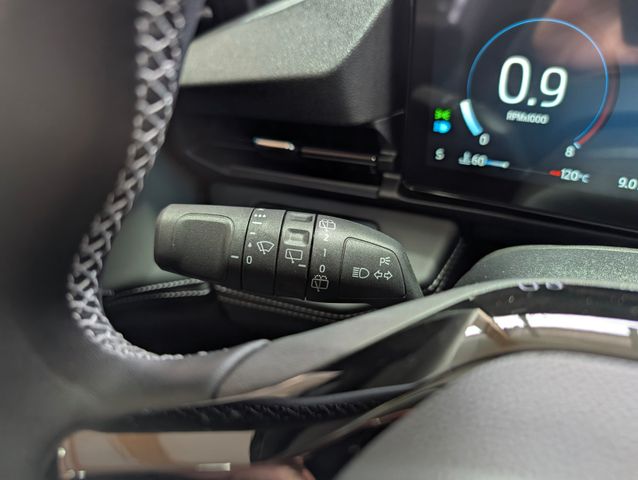 Ford Puma Titanium Automatik NEUES MODELL