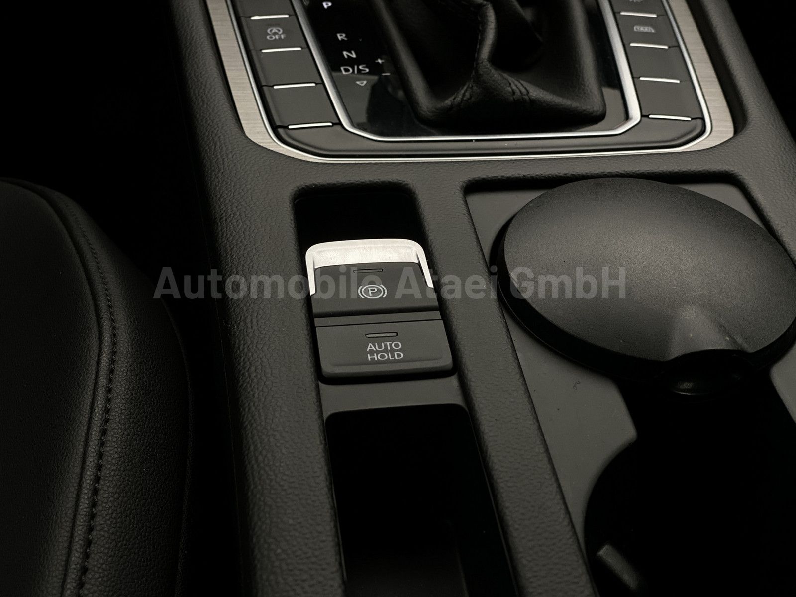 Fahrzeugabbildung Volkswagen Passat Variant TDI DSG *TAXI* TAXAMETER+TOP 3227
