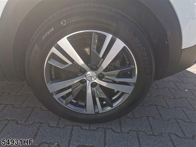 Fahrzeugabbildung Peugeot 3008 1.6 Hybrid 225 (Plug-In), Allure Pack