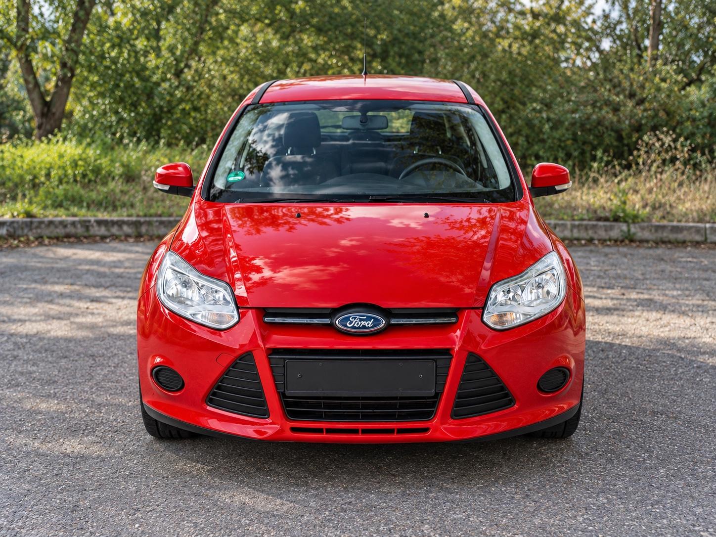 Ford Focus 2014 — rear view