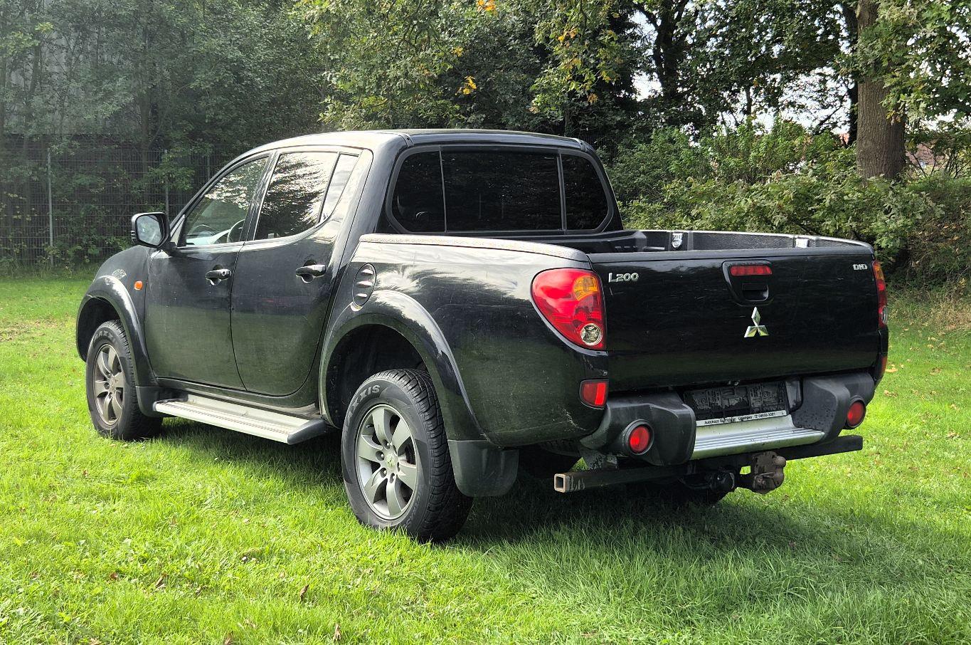 MITSUBISHI L200 2.5 DI-4WD CLIM ATTELAGE | 136 ch | 4X4 | BVM | VOLANT EN CUIR