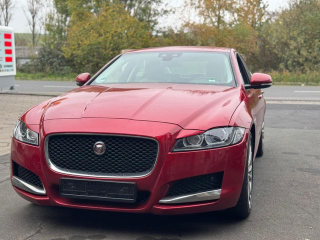 Jaguar XF 30d 300PS Portfolio Automatik*MOTORSCHADEN*