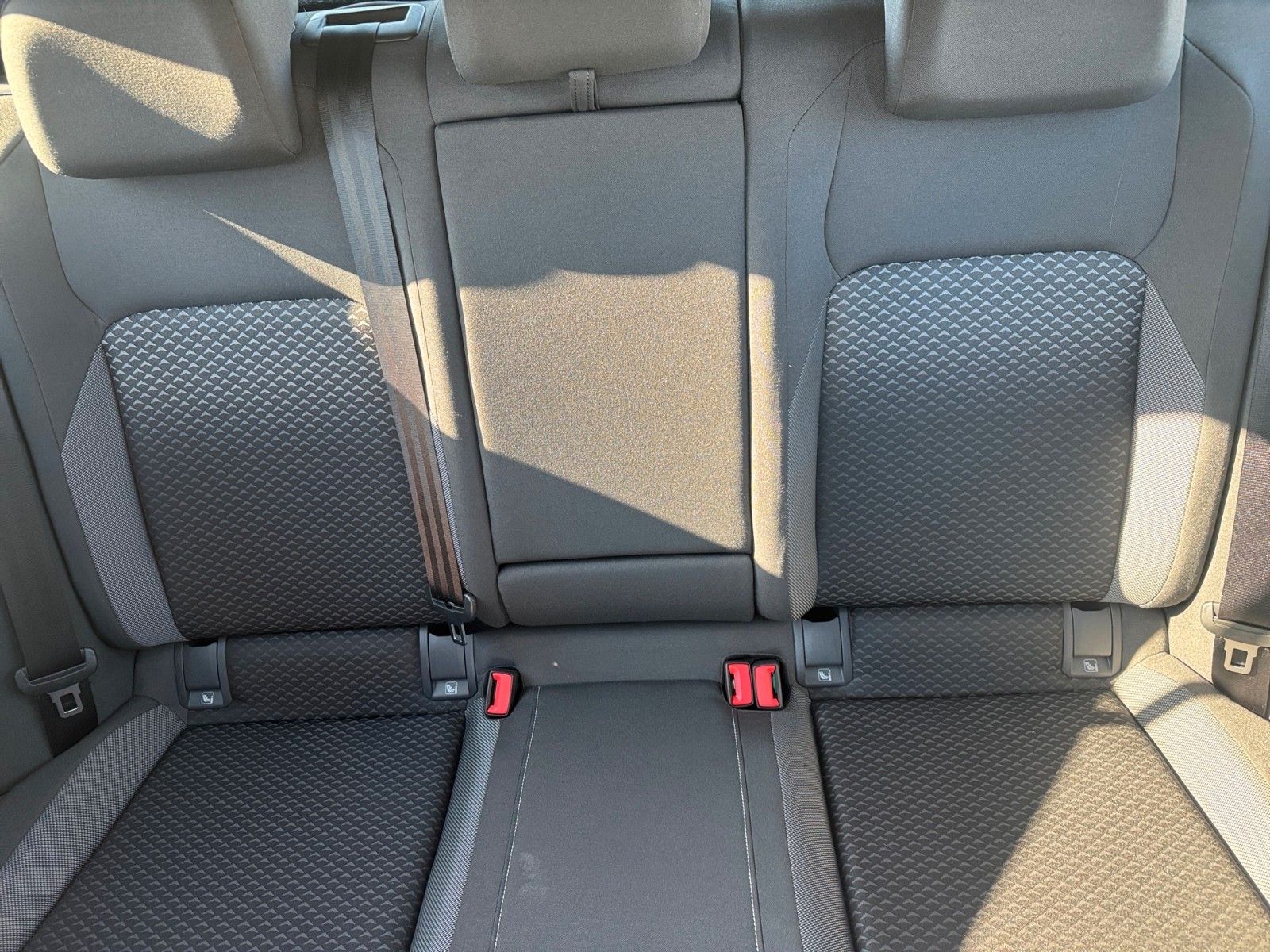 Fahrzeugabbildung Volkswagen Golf VIII Lim. Life ACTIVE 1.5 TSI