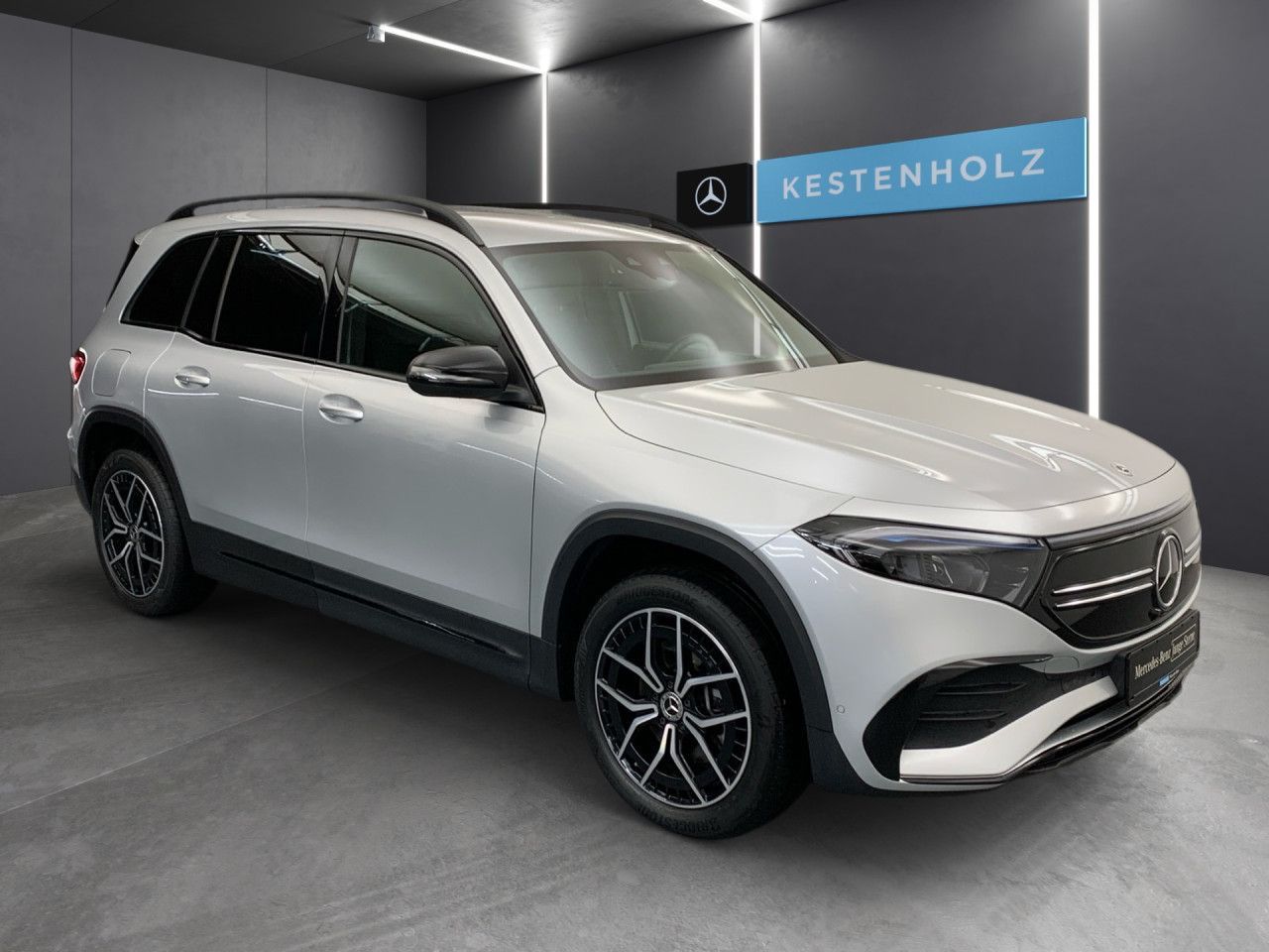 Mercedes-Benz EQB 300 4Matic AMG Distr LED Night Kamera PTS foto 4