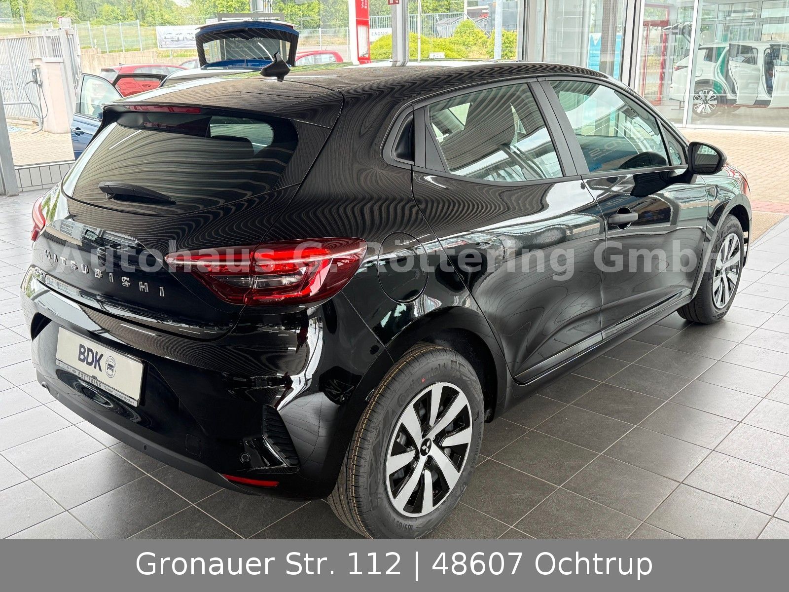 Mitsubishi Colt 1.0 +LED-Schenwerfer +Carplay +DAB +Touch