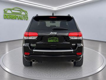 Jeep Grand Cherokee - 4