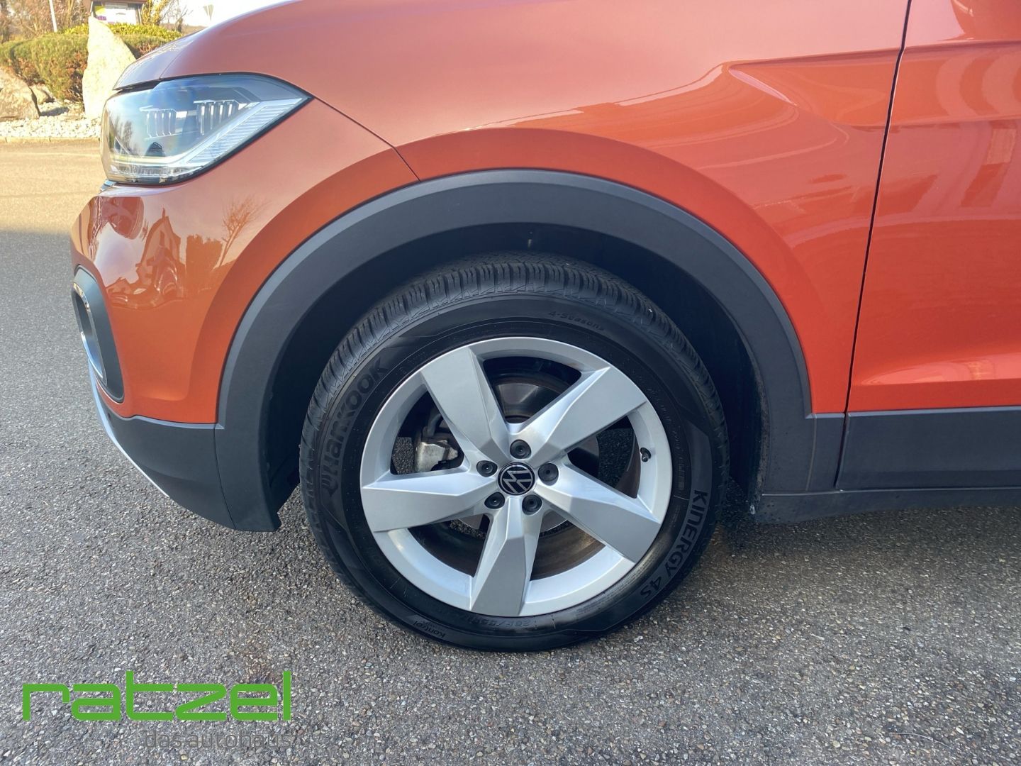 Fahrzeugabbildung Volkswagen T-Cross 1.0 Style TSI AHK-abnehmbar Navi digital