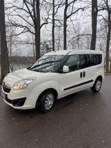 Opel Combo 1.6CDTI 77kW(105PS) S/S Selection L1H1... - Opel Combo: 7.7