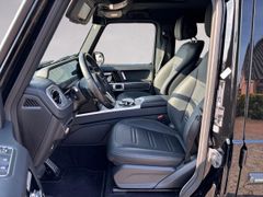 Fahrzeugabbildung Mercedes-Benz G 350d 9G-TRONIC MULTIBEAM 360° AHK 1.HAND