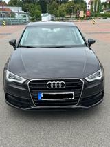 Audi A3 2.0 TDI clean diesel S line Sportback S line - Audi A3 mit Diesel-Antrieb: Kombi