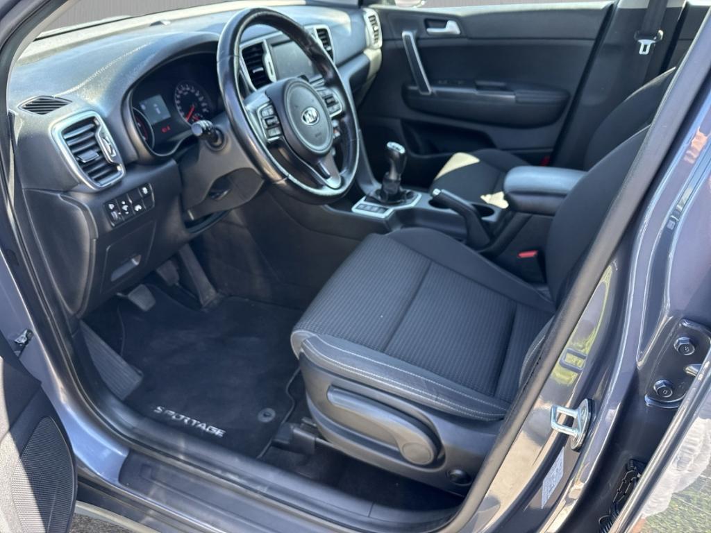 Kia Sportage 2.0 CRDi 4WD Vision Navi AHK RKam SHZ P