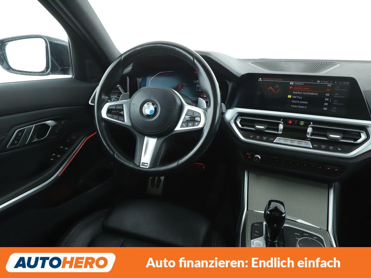 BMW 320i M Sport Aut.*NAVI*LASER*PANO*CAM*PDC*SHZ*