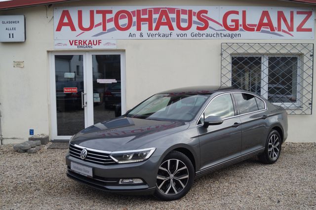 Volkswagen Passat Comfortline 2,0TDI DSG 1.Hand*Panorama