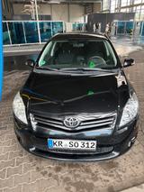 Toyota auris - Toyota Auris in Duisburg