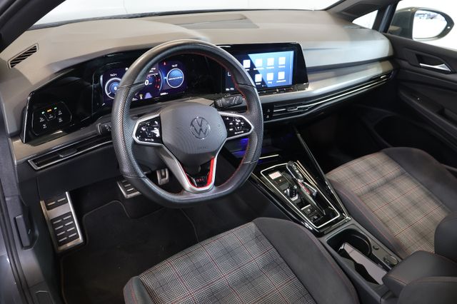 Volkswagen Golf 2.0 TSI GTI AID+LED+AMBIENT+CARPLAY