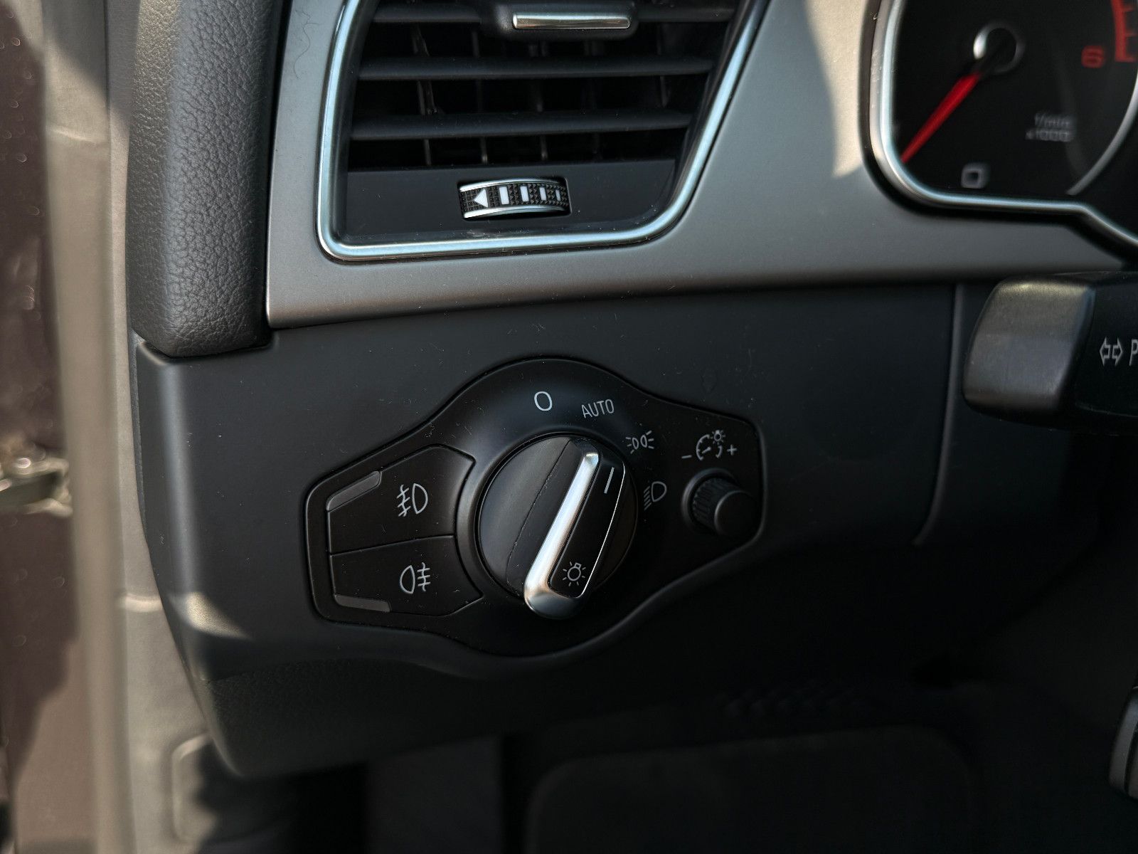 Fahrzeugabbildung Audi A5 Sportback 2.0 TDI Aut Bi-Xenon Sportsitze Kam