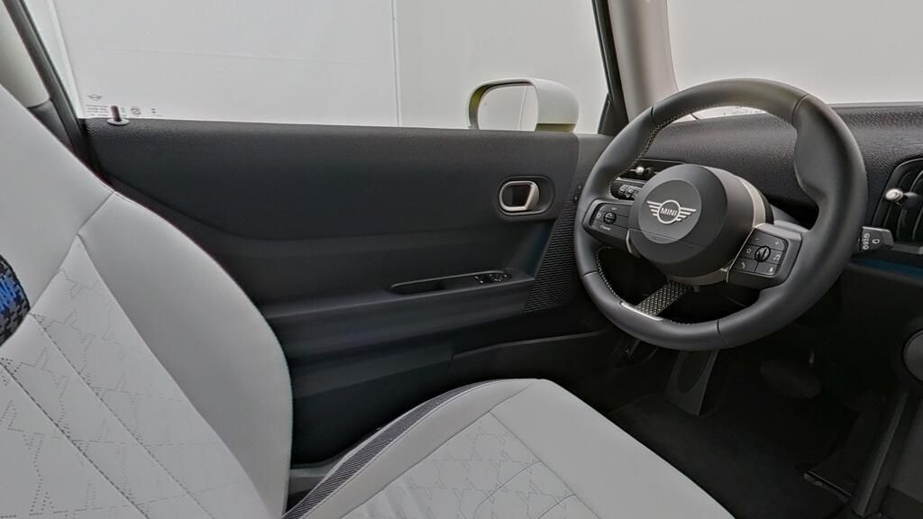 MINI Cooper C - Bild 10